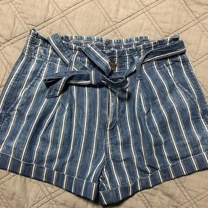 american eagle super hi-rise shorts
